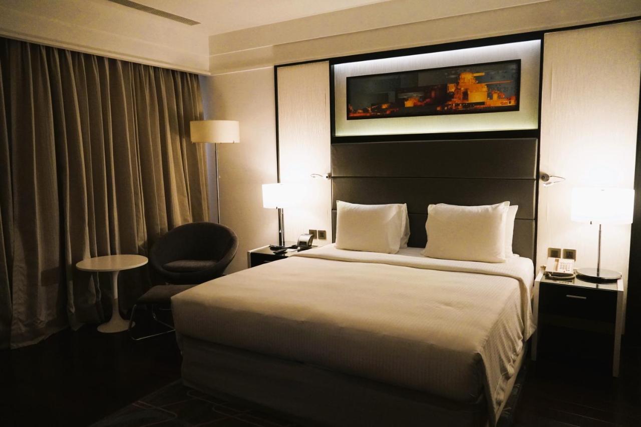 Crowne Plaza Pune City Centre By Ihg Экстерьер фото