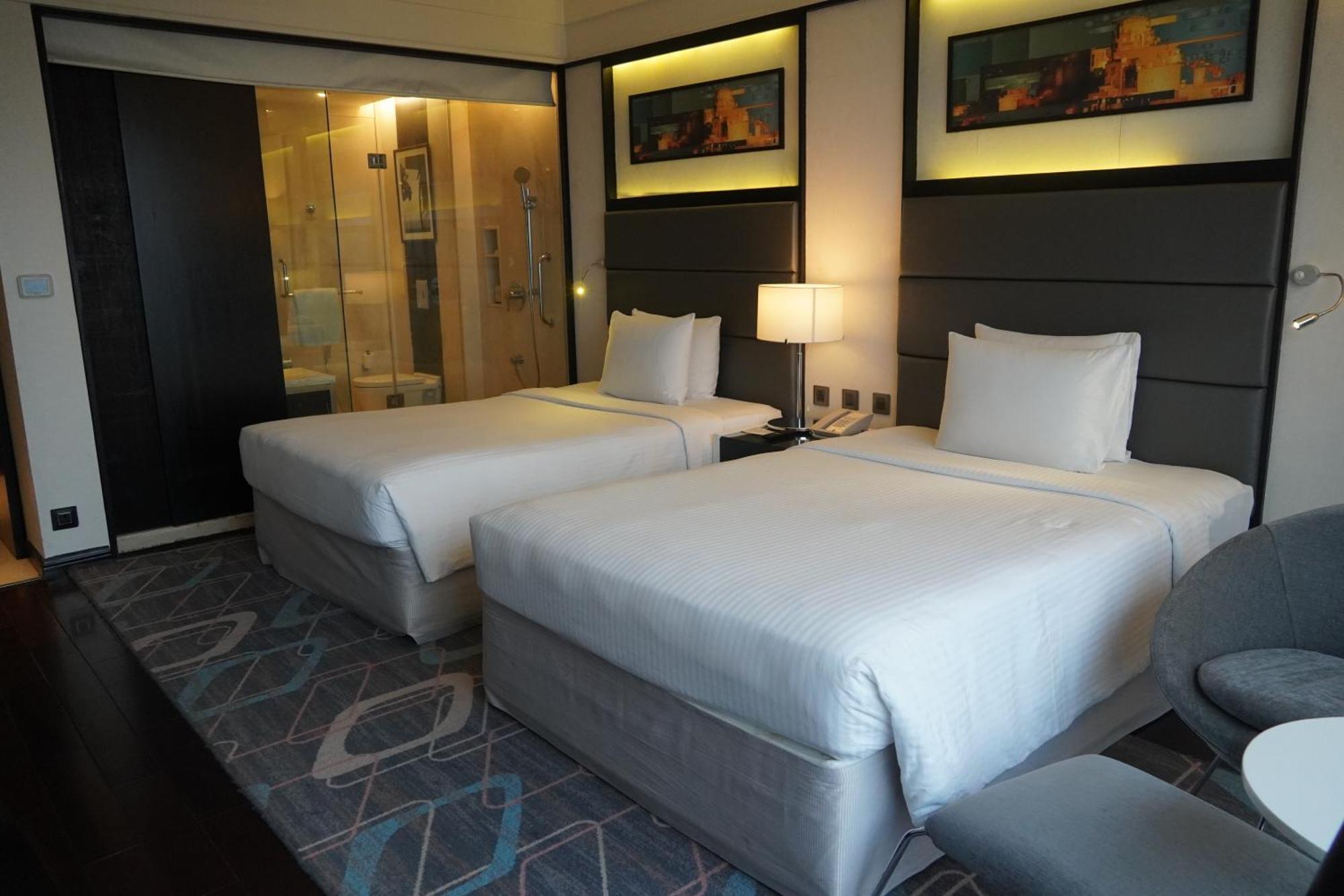 Crowne Plaza Pune City Centre By Ihg Экстерьер фото