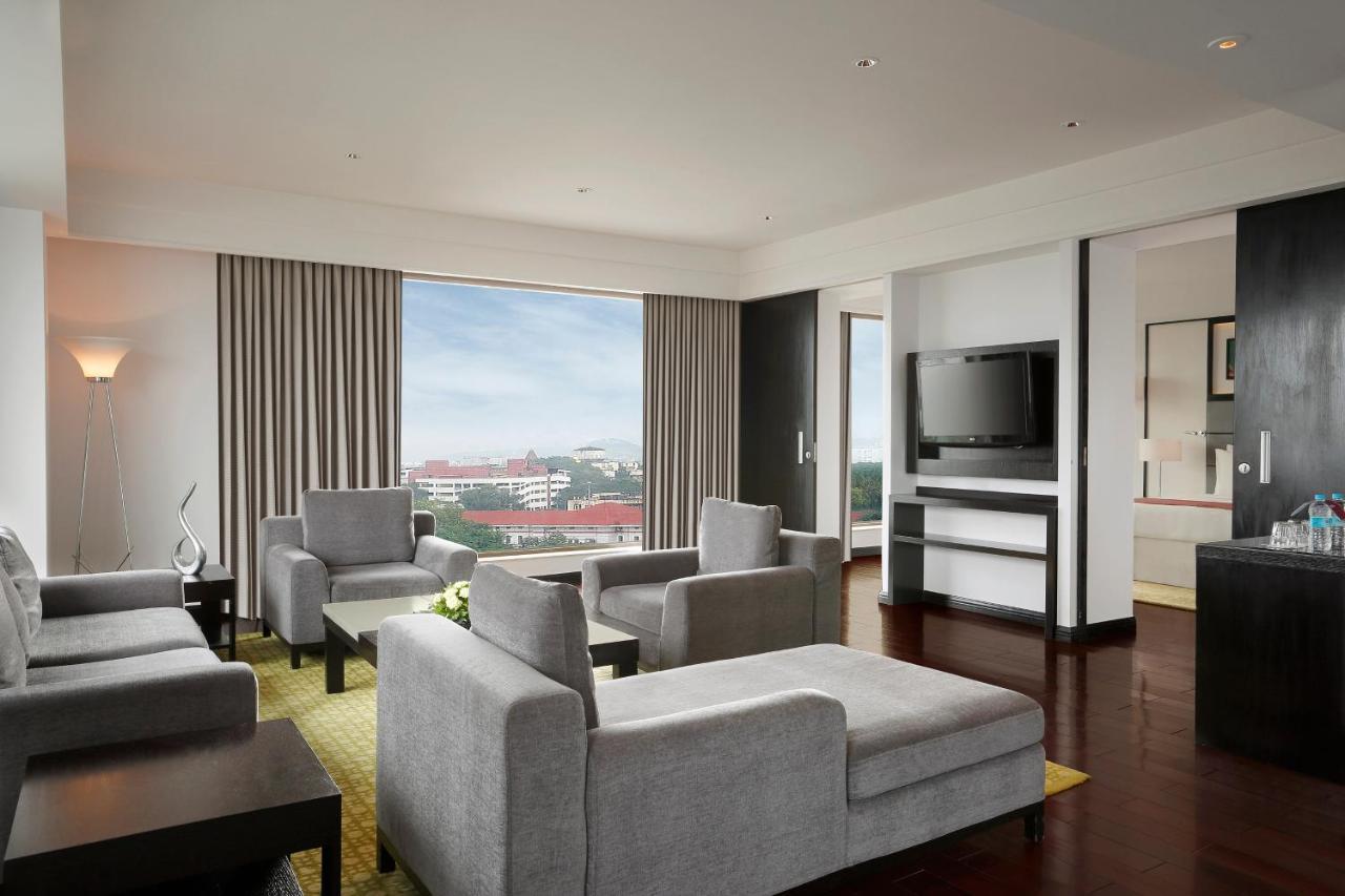Crowne Plaza Pune City Centre By Ihg Экстерьер фото